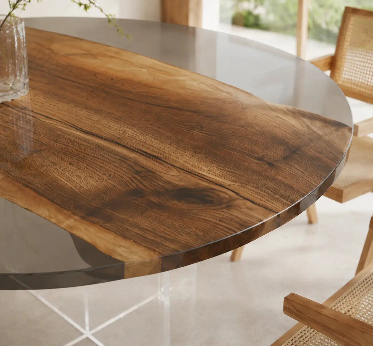 ERTC03 Smoke Circle Smoky Clear Epoxy Black Walnut Round Table featuring handcrafted black walnut and smoky clear resin-2