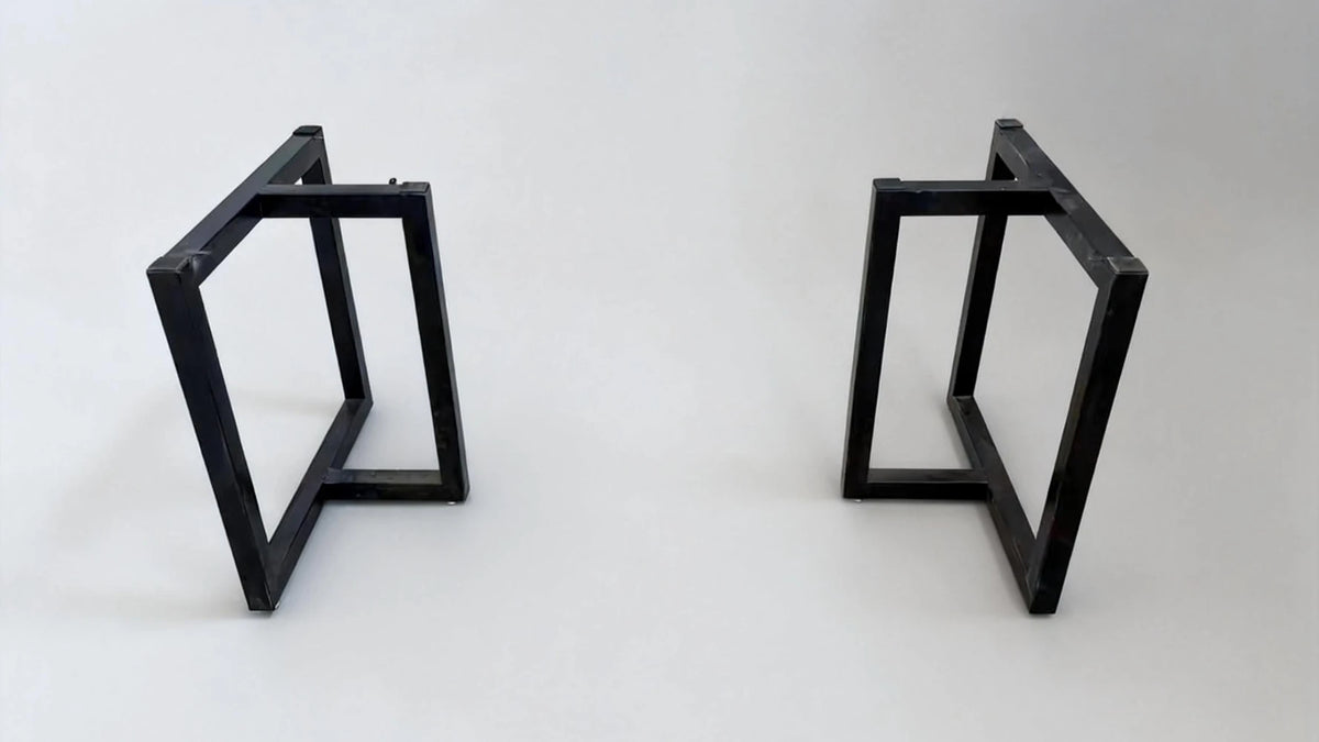 Place the table legs in the appropriate position.